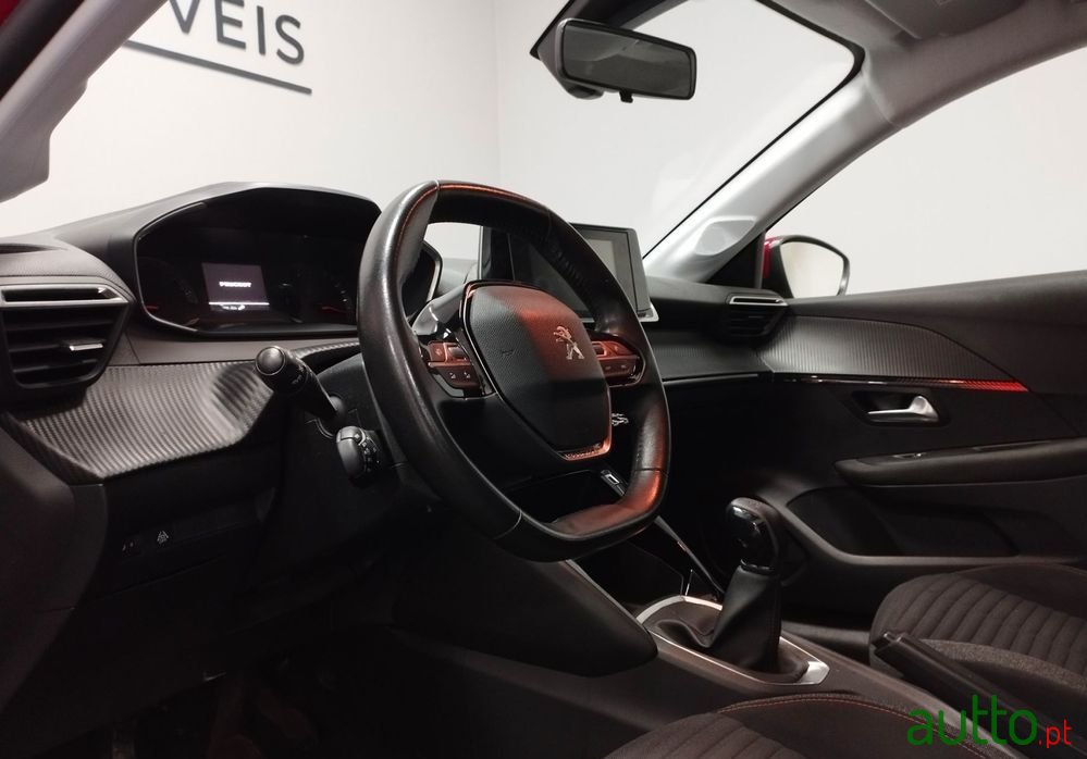 2019' Peugeot 208 photo #6