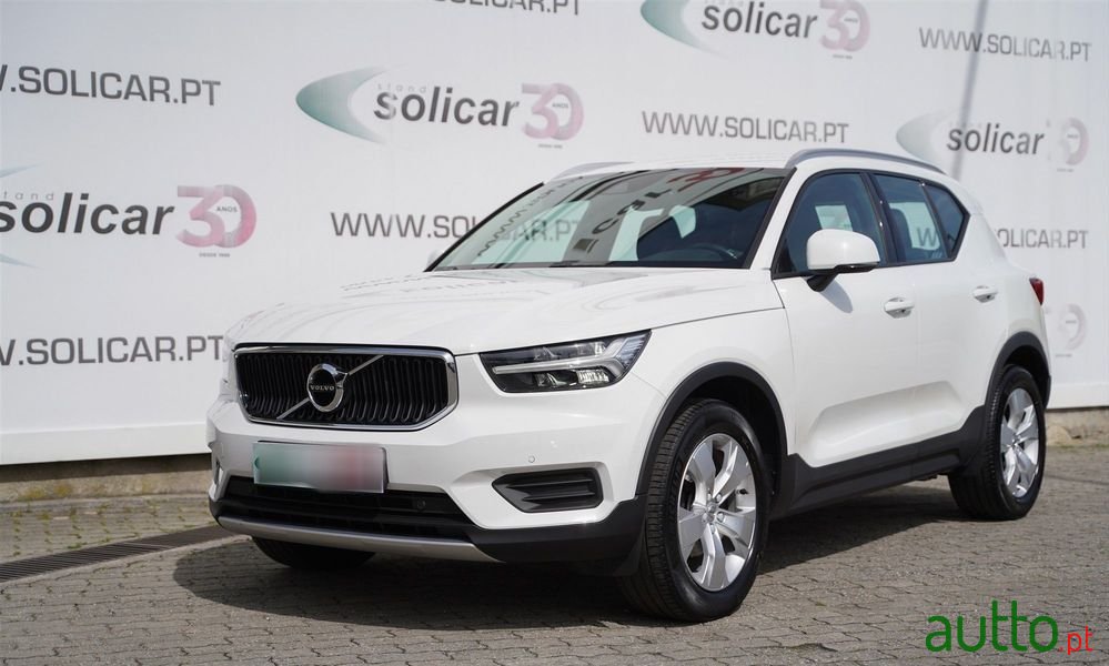 2019' Volvo Xc 40 2.0 D3 Momentum photo #1