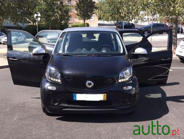 2016' Smart Forfour Passion photo #5