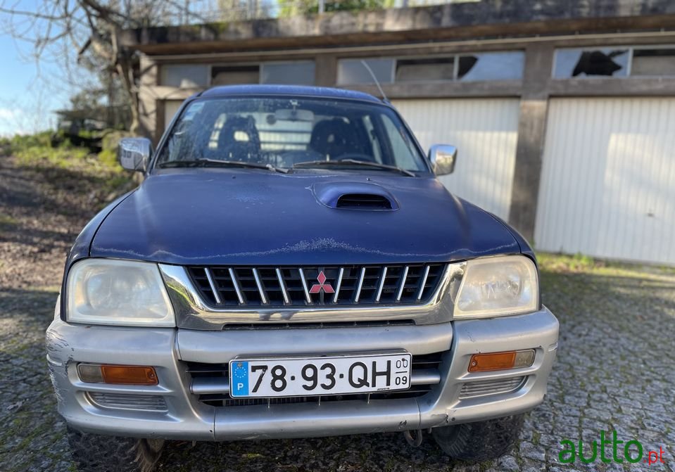 2000' Mitsubishi L200 photo #5