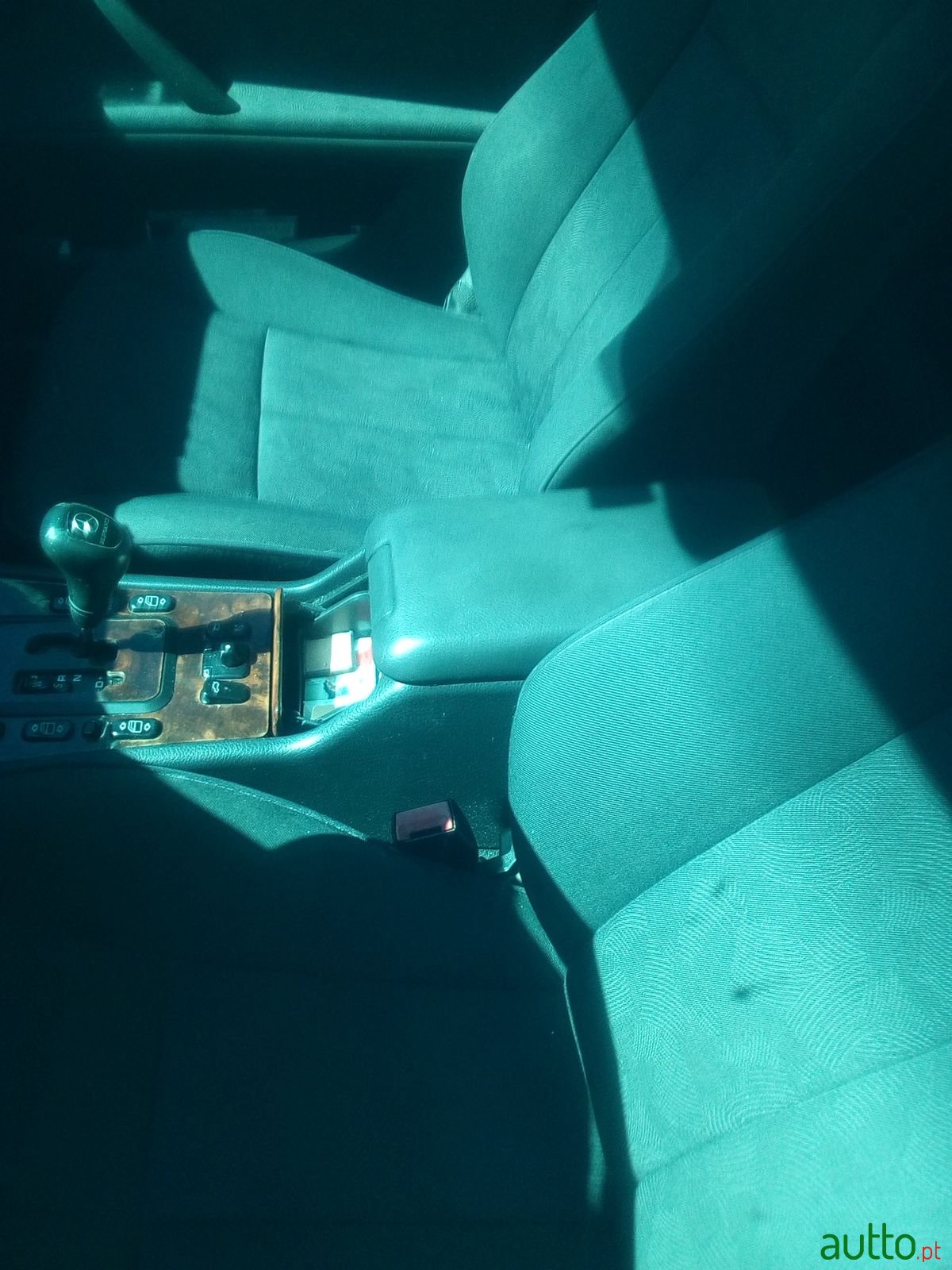 2000' Mercedes-Benz E-Class NENHUMA photo #3