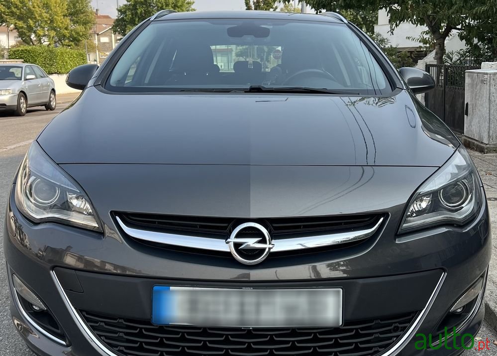 2016' Opel Astra Sports Tourer photo #1