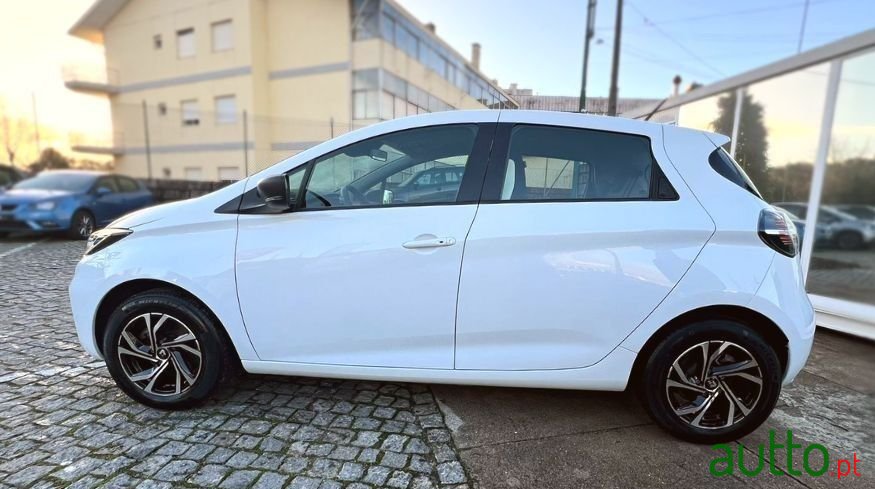 2020' Renault Zoe photo #2