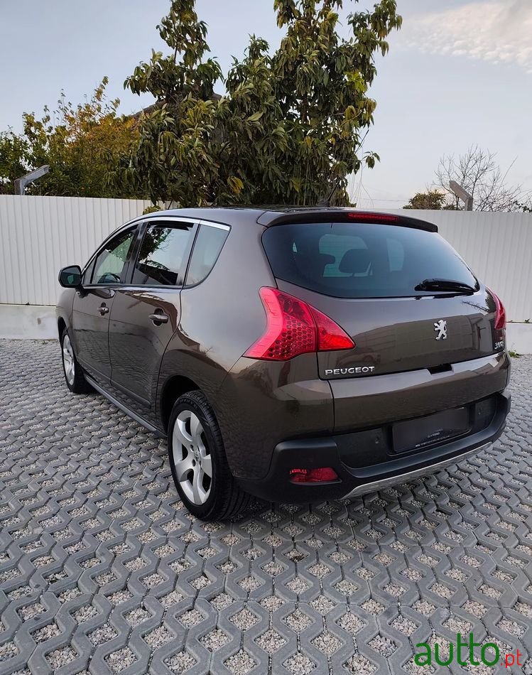 2012' Peugeot 3008 photo #4