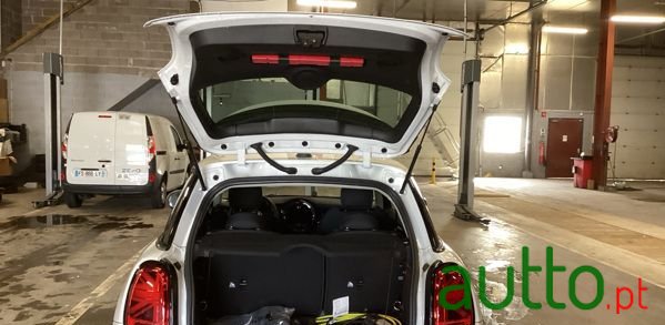 2024' MINI Cooper Se 3 Portas photo #5