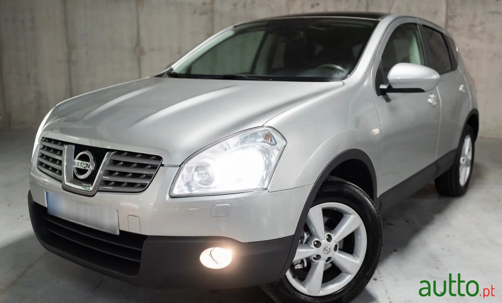 2009' Nissan Qashqai 2.0 Acenta Cvt photo #2