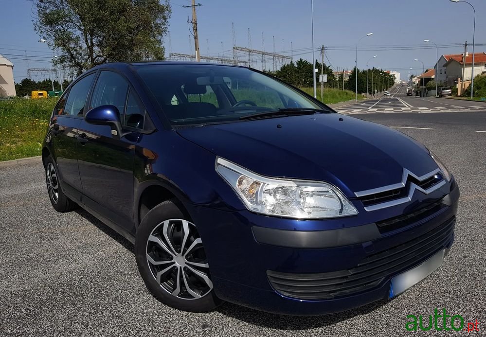 2008' Citroen C4 1.6 Hdi Sx photo #3