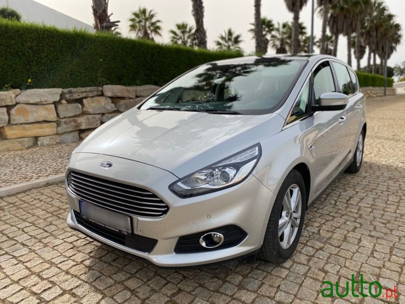 2017' Ford S-Max photo #2