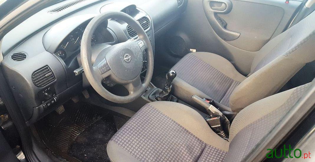 2002' Opel Corsa 1.2 Confort Ac photo #1