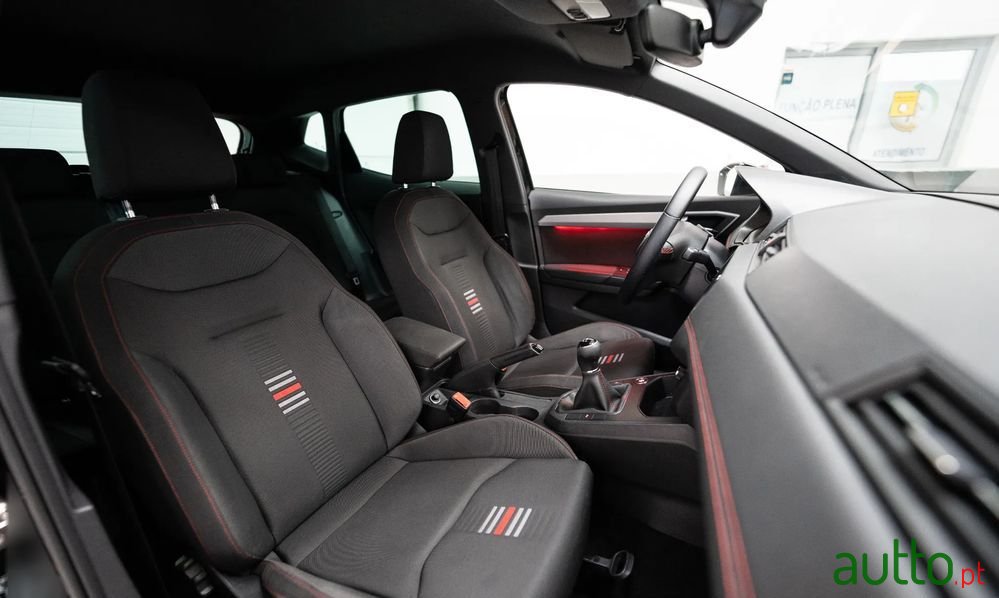 2019' SEAT Ibiza 1.0 Tsi Fr photo #4