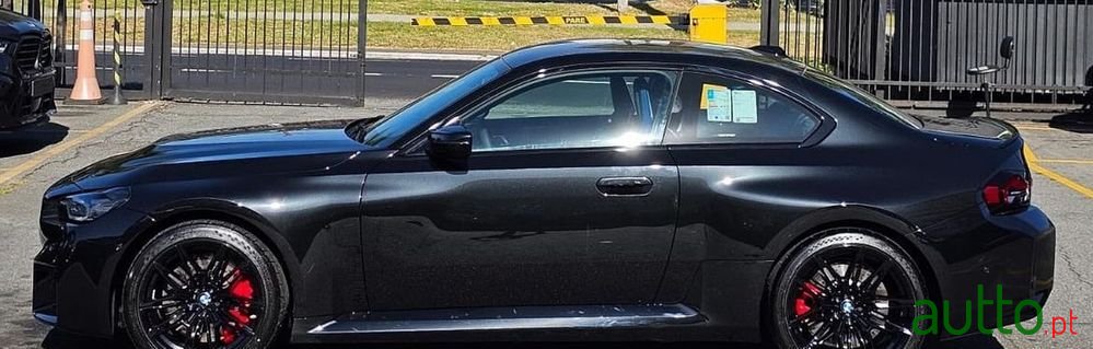 2024' BMW M2 Standard photo #2