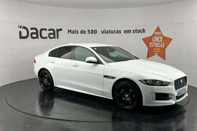 2017' Jaguar XE