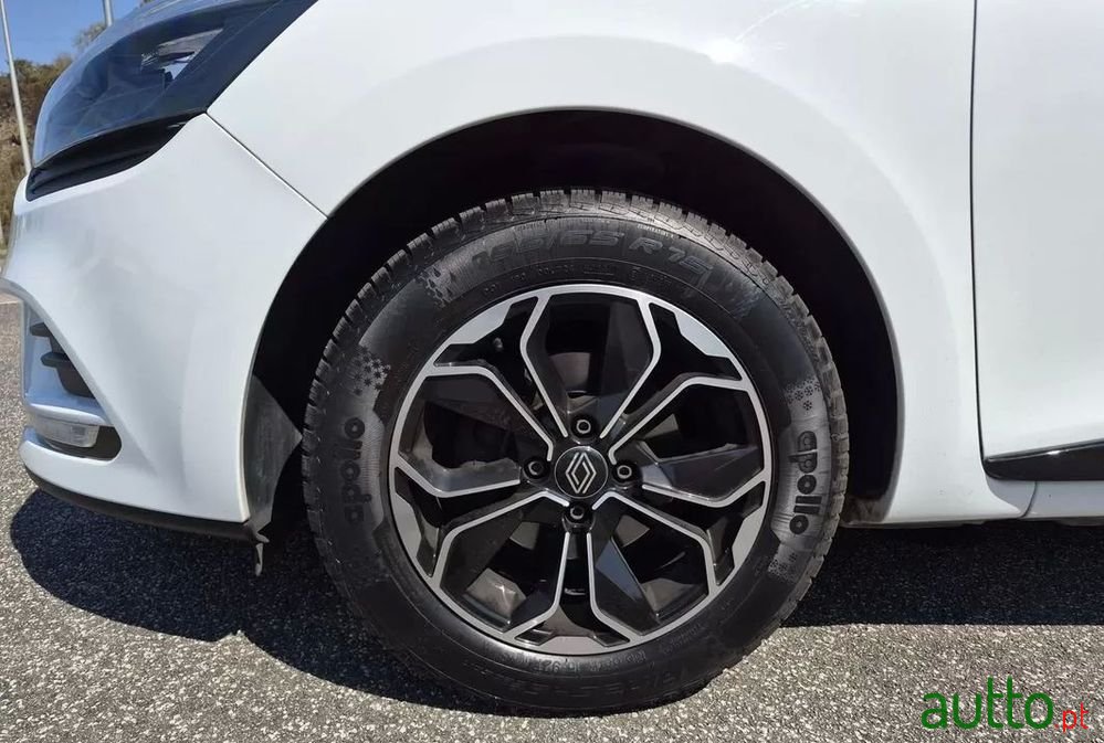 2018' Renault Clio Break photo #4