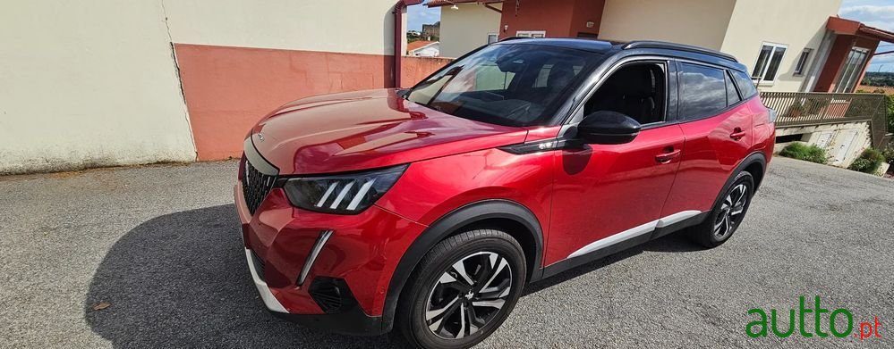 2021' Peugeot 2008 photo #1