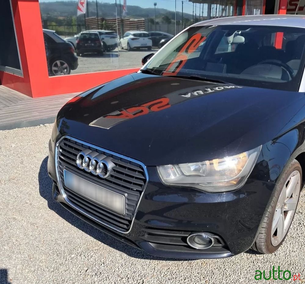 2012' Audi A1 Sportback photo #2