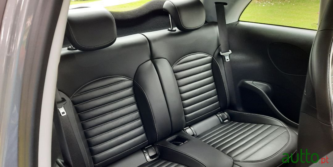 2015' Opel Adam photo #6