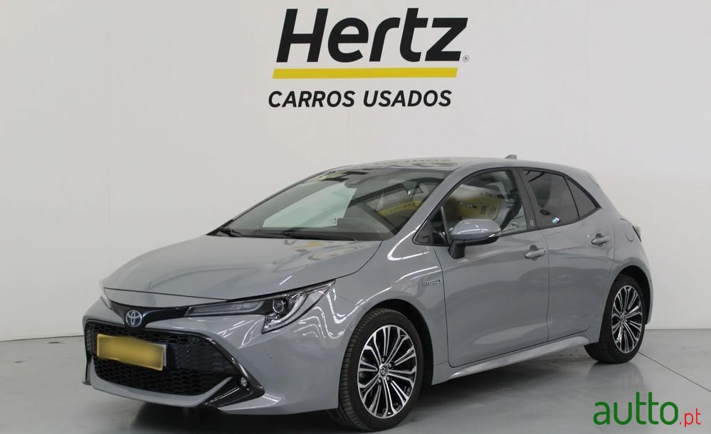 2021' Toyota Corolla photo #2