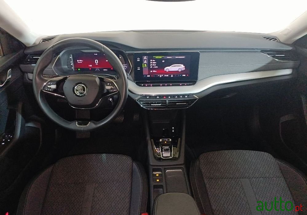 2023' Skoda Octavia Break photo #6