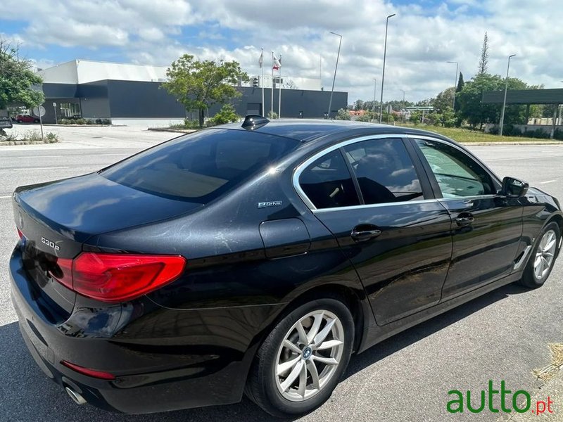 2019' BMW Série 5 E Iperformance photo #3