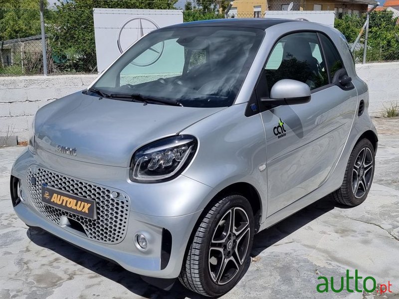2020' Smart Fortwo photo #3