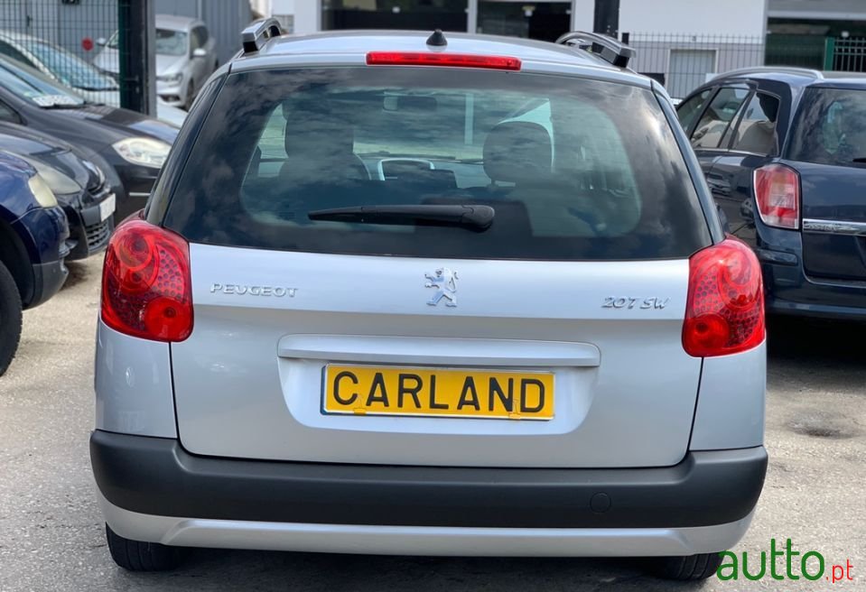 2010' Peugeot 207 Sw photo #5