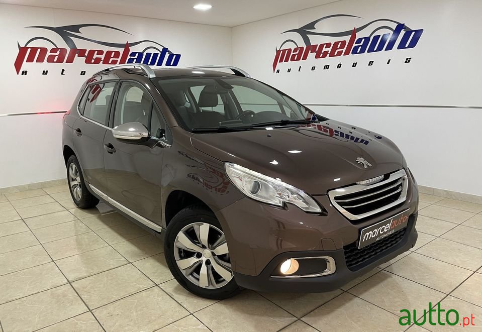 2014' Peugeot 2008 photo #3