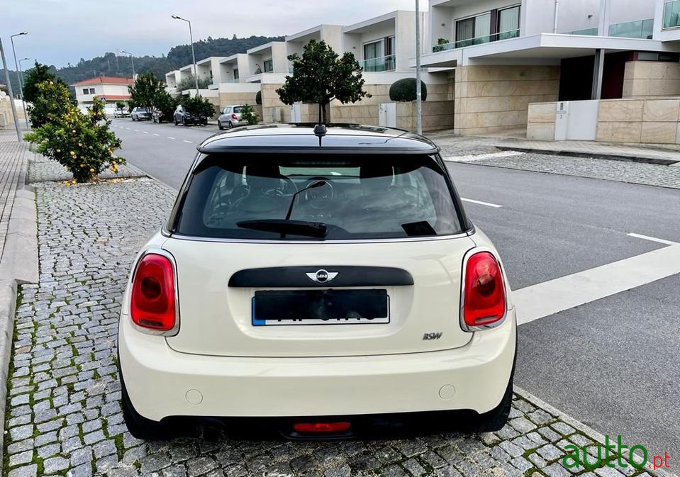 2015' MINI One photo #2