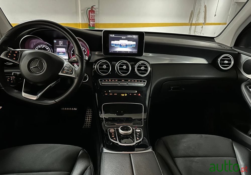 2017' Mercedes-Benz GLC 250 photo #4