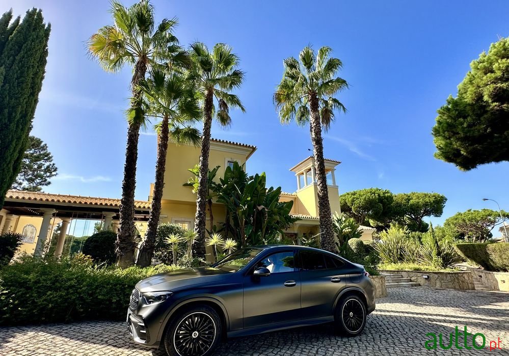 2023' Mercedes-Benz GLC 400 E 4Matic photo #4