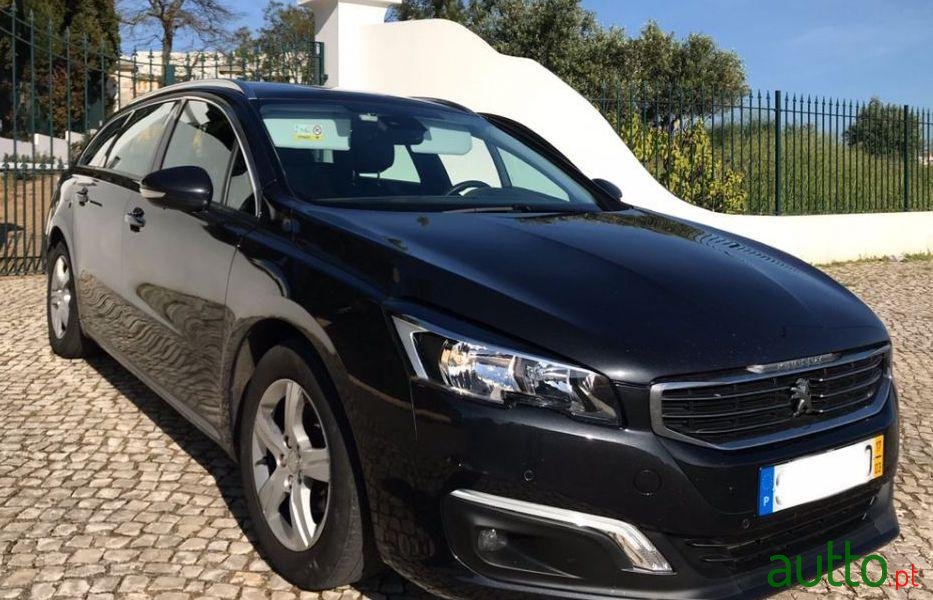 2017' Peugeot 508 Sw photo #1