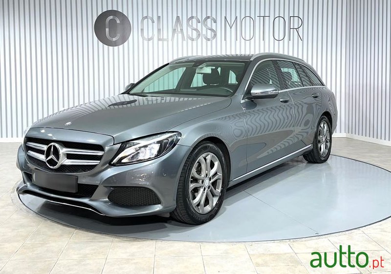 2017' Mercedes-Benz Classe C photo #1