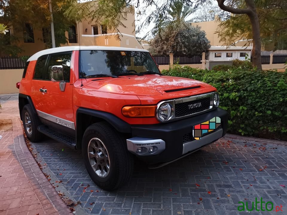 2013' Toyota FJ Cruiser photo #3