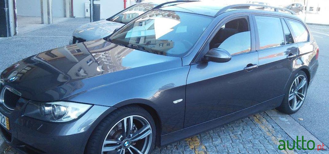 2008' BMW 320 photo #2