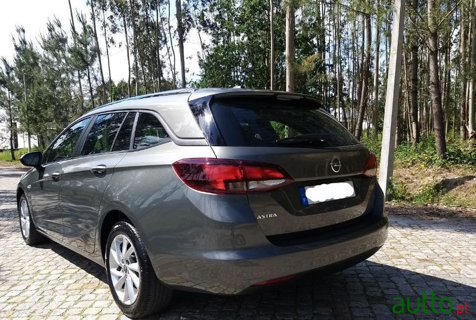 2019' Opel Astra Sports Tourer photo #6