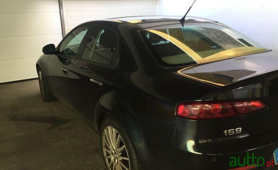 2008' Alfa Romeo 159 1.9 Jtdm 16V photo #2
