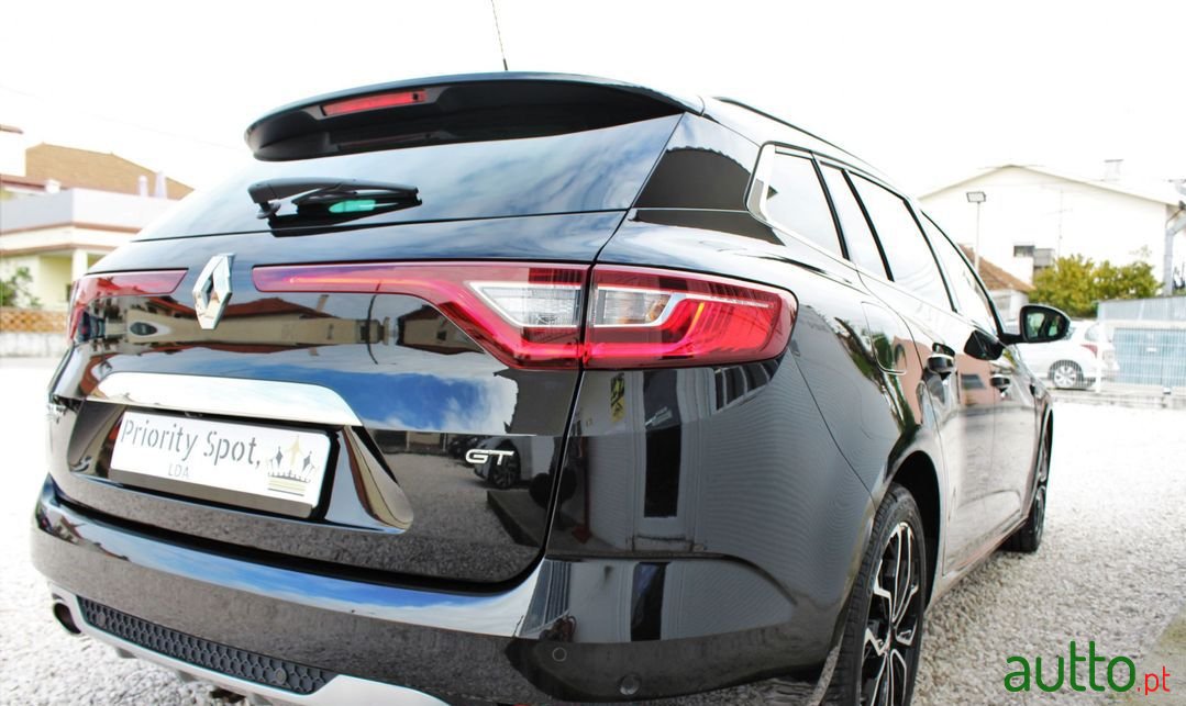 2017' Renault Megane Sport Tourer photo #4