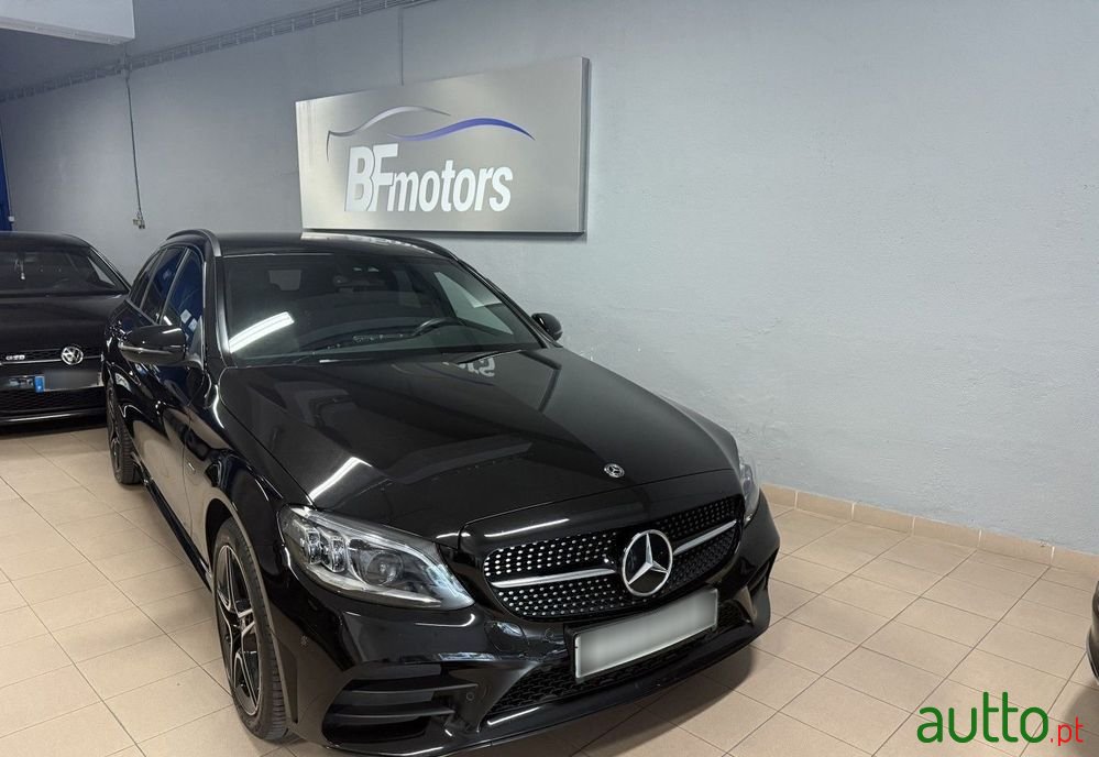 2020' Mercedes-Benz Classe C photo #1