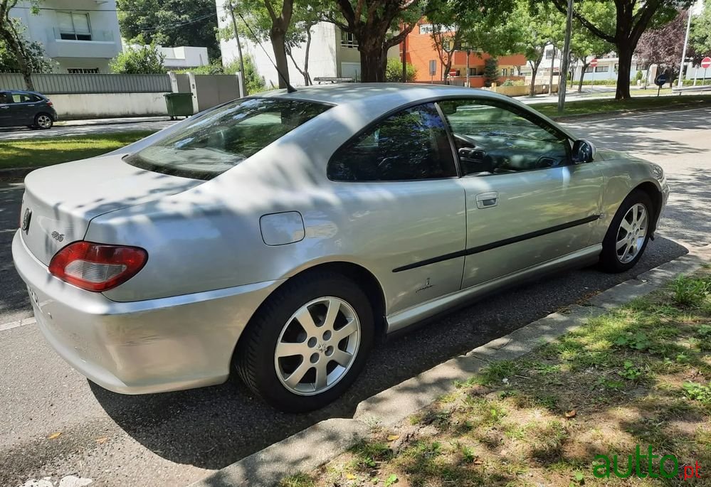 2003' Peugeot 406 Coupé 2.2 Hdi photo #4
