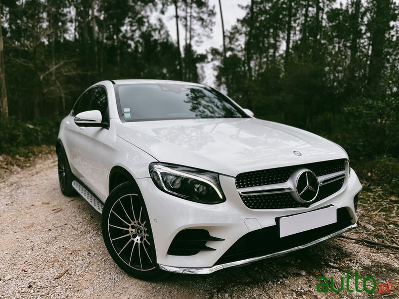 2017' Mercedes-Benz GLC 250 photo #1