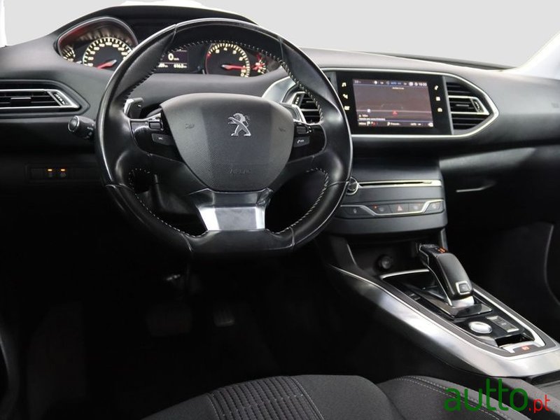 2019' Peugeot 308 Sw photo #4