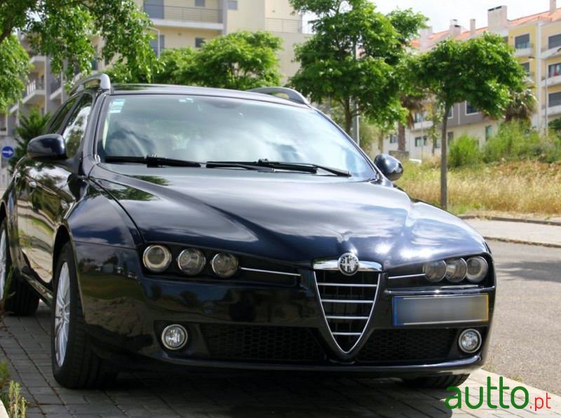 2006' Alfa Romeo 159 Sportwagon photo #2