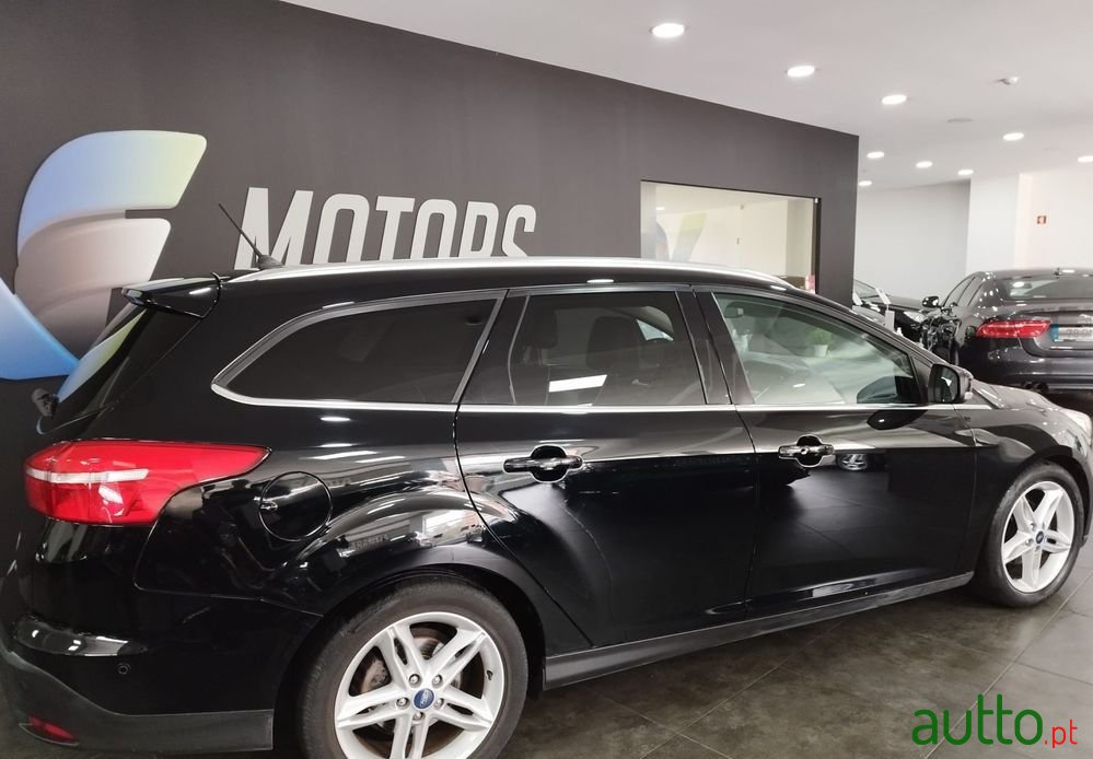 2017' Ford Focus Sw photo #6