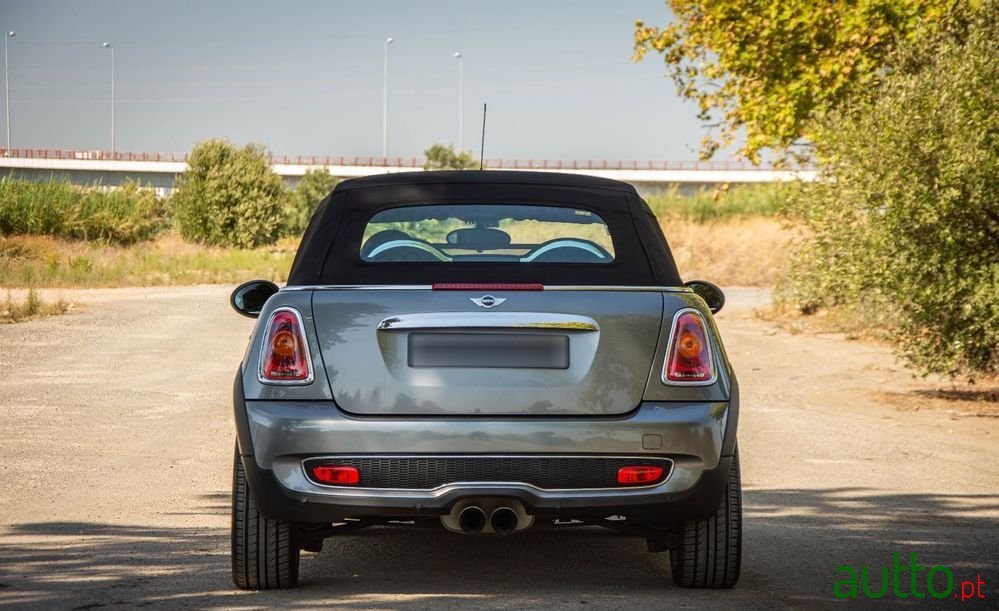 2009' MINI Cooper S Cabrio photo #2