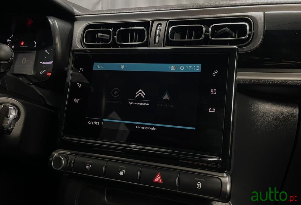 2022' Citroen C3 photo #3