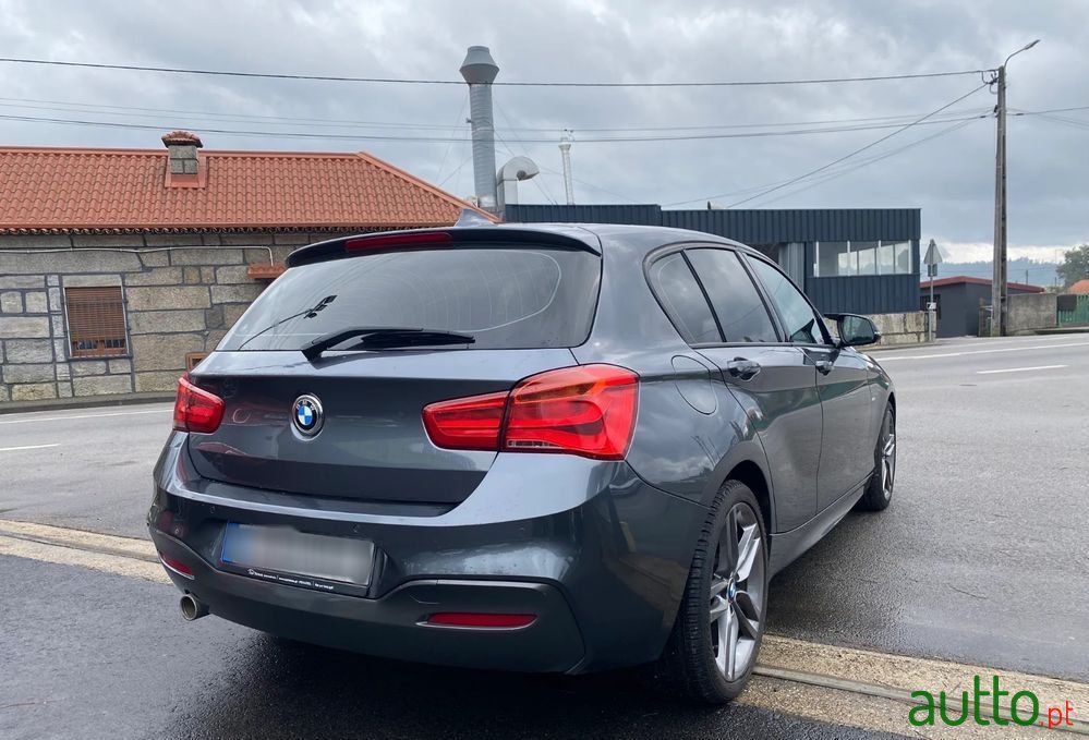 2015' BMW Série 1 D Pack M photo #6