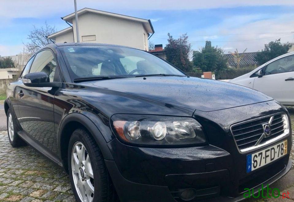 2008' Volvo C30 2.0D Momentum photo #1