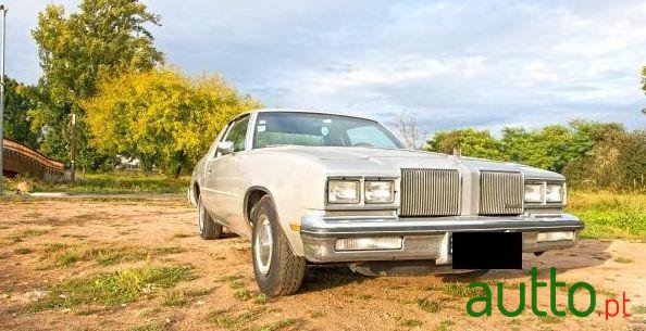 1982' Oldsmobile Cutlass Supreme photo #1