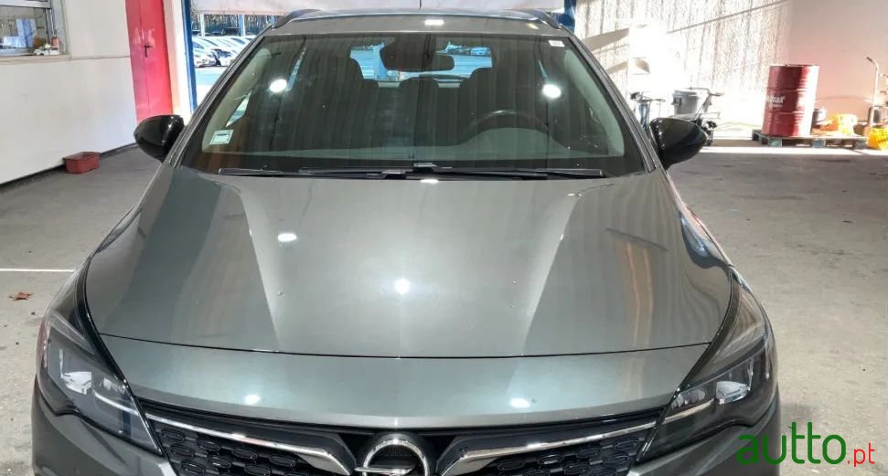 2021' Opel Astra Sports Tourer photo #2