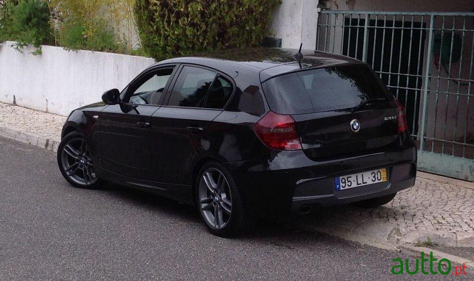 2011' BMW 120 Full Pack M Nacional photo #2