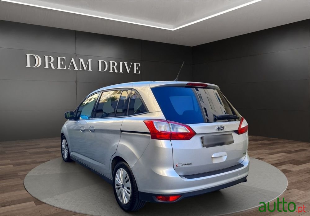 2016' Ford Grand C-MAX photo #4